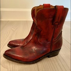Size 6 Fry Dark Red Short Boots